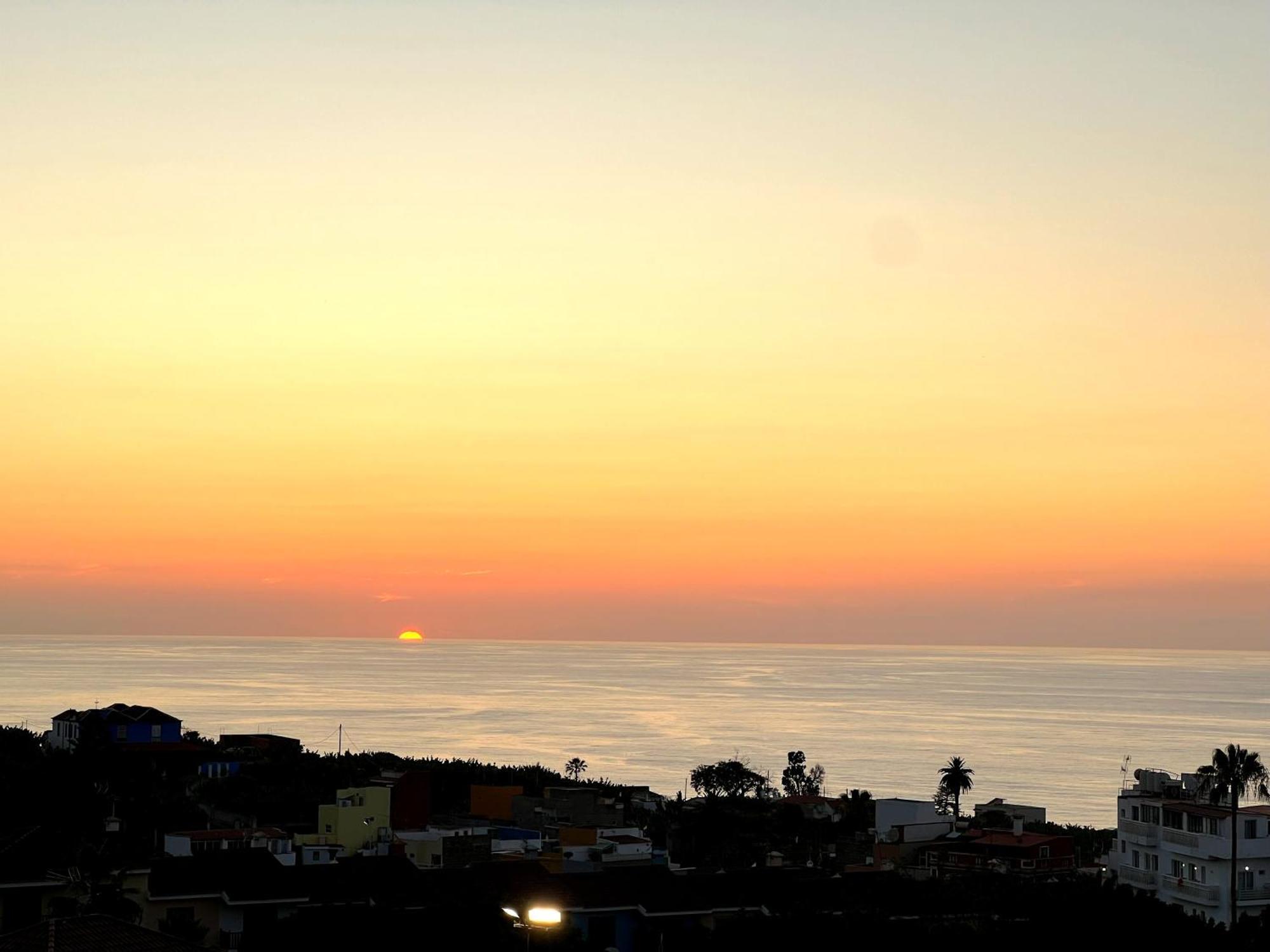 Lujoso Apartamento Completo, Piscina, Terraza Con Vistas Al Teide Puerto de la Cruz  Buitenkant foto